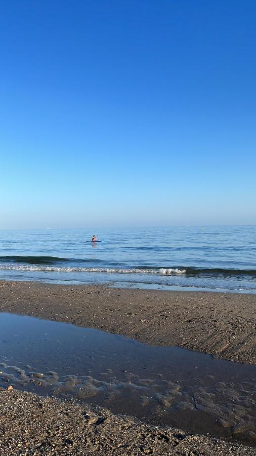 Vistas al Mar Marbella del Este Exterior foto